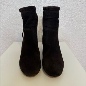 Brand: Madewell / Style: The Neva Fold-Down Boot in Suede / Size: 5.5M